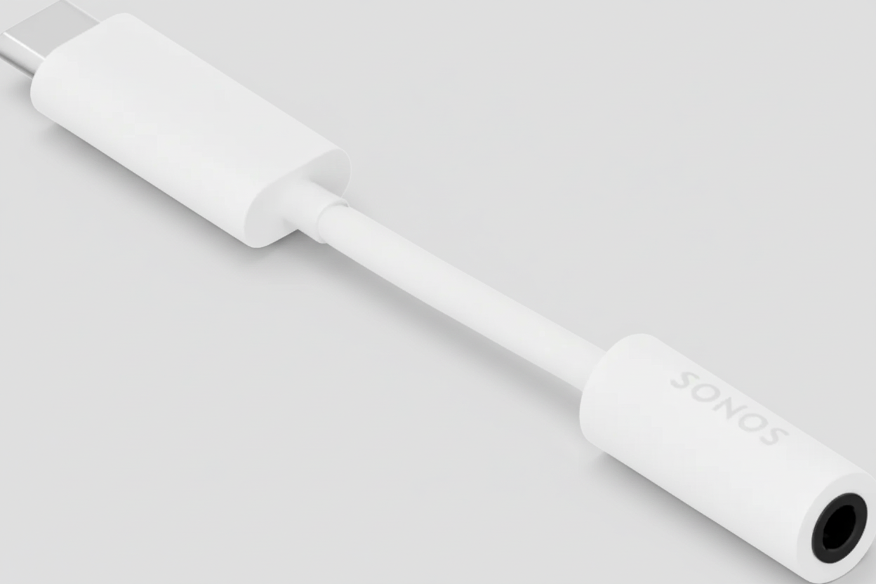 Sonos line-in adapter in white — official analogue audio connection accessory for Sonos smart speakers
